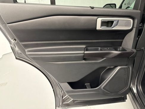 Used 2020 Ford Explorer ST AWD/4WD image 16