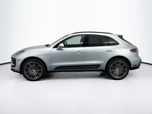 Used 2026 Porsche Macan AWD/4WD image 2