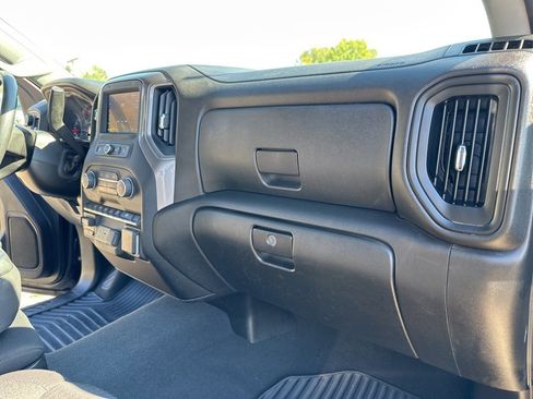 Used 2024 Chevrolet Silverado 2500 Custom w/ Custom Value Package image 25