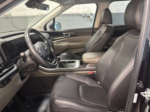 Used 2026 Kia Carnival FWD image 34