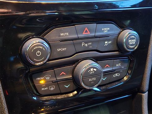 Used 2023 Chrysler 300 S image 25