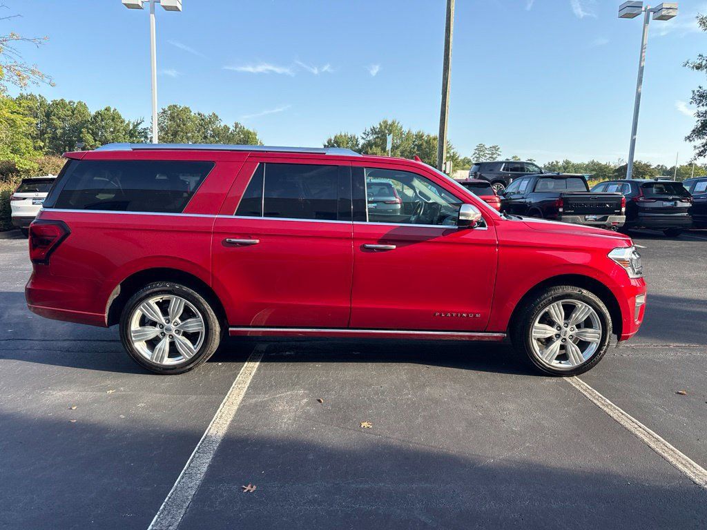 Used 2022 Ford Expedition Max Platinum AWD/4WD image 2