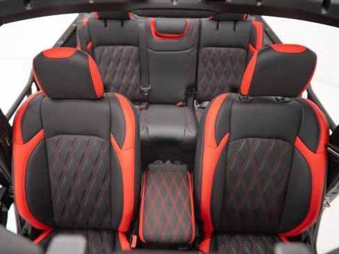 Used 2024 Jeep Wrangler Unlimited Sport image 27