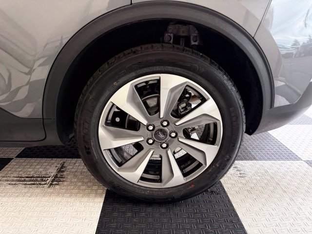 Used 2025 Ford Escape Platinum AWD/4WD image 11