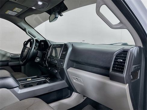 Used 2018 Ford F150 XLT w/ Equipment Group 302A Luxury image 29