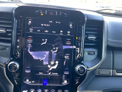 Used 2020 RAM 2500 Limited image 19