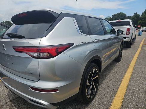 Used 2024 Mitsubishi Outlander SE AWD/4WD image 5
