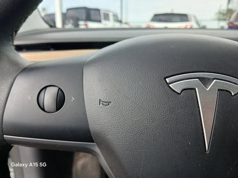 Used 2021 Tesla Model 3 Long Range AWD/4WD image 28