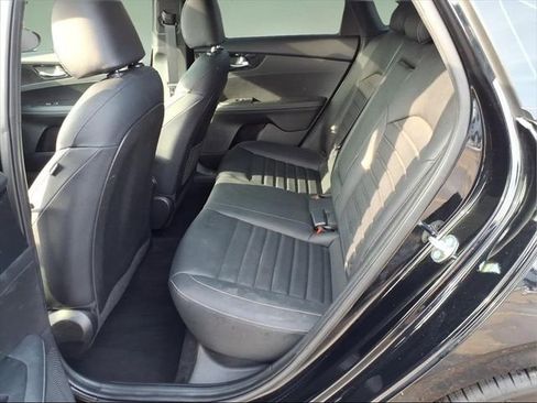 Used 2023 Kia Forte GT-Line w/ GT-Line Premium Package image 13