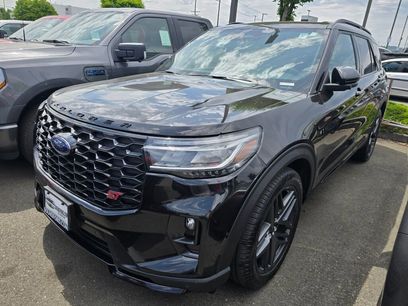 Used 2025 Ford Explorer ST