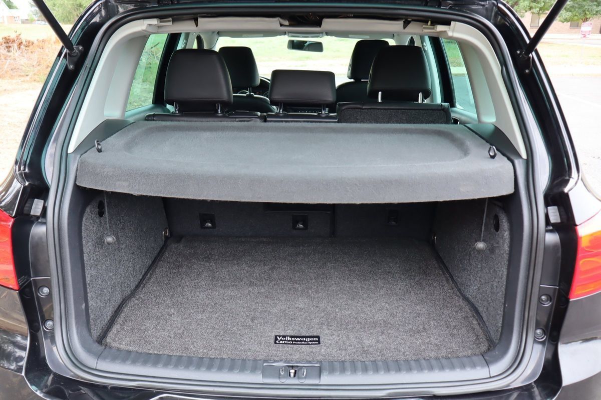 Used 2015 Volkswagen Tiguan SE AWD/4WD image 14