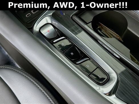 Used 2024 Buick Enclave Premium image 18