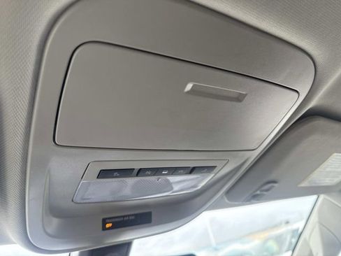 Used 2022 Chevrolet Colorado ZR2 image 30