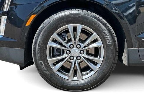 Certified 2023 Cadillac XT5 Premium Luxury AWD/4WD image 8