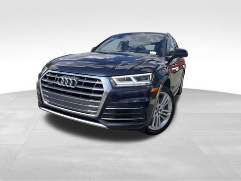 Used 2020 Audi Q5 2.0T Premium Plus w/ Premium Plus Package AWD/4WD image 9