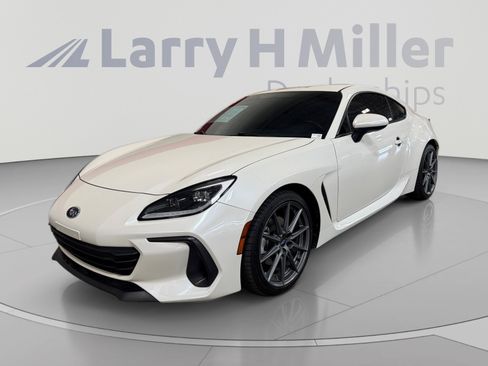 Used 2023 Subaru BRZ Limited RWD image 1