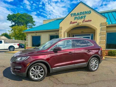 Used 2017 Lincoln MKC Select w/ Select Plus Package FWD image 3