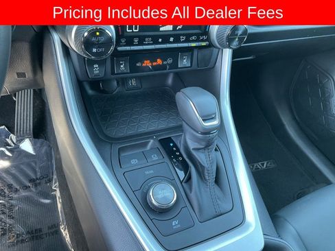 Used 2023 Toyota RAV4 XSE AWD/4WD image 11