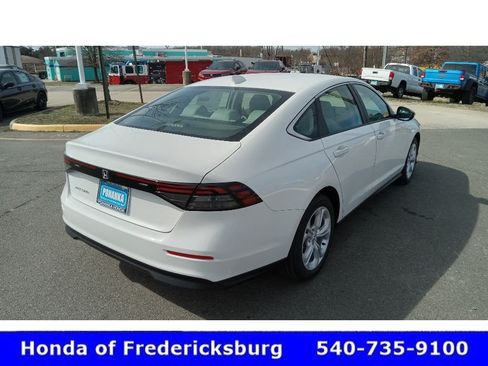 Certified 2025 Honda Accord LX image 7