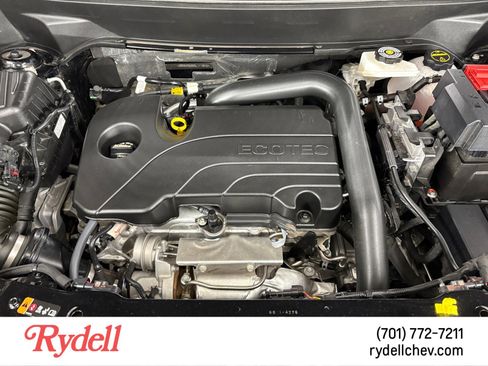 Used 2025 Chevrolet Equinox ACTIV w/ Safety and Technology Package AWD/4WD image 19