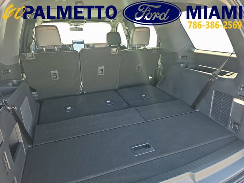 Used 2024 Ford Expedition Limited RWD image 7