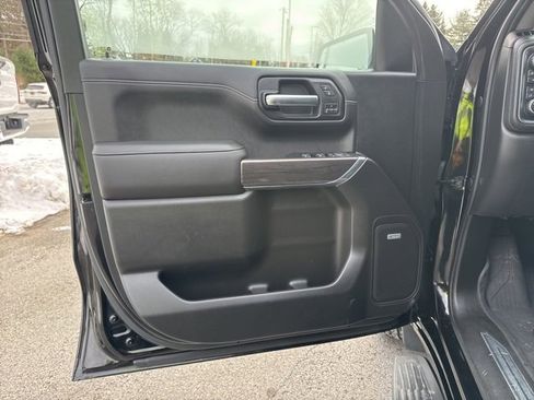 Used 2019 Chevrolet Silverado 1500 LTZ w/ LTZ Premium Package image 14