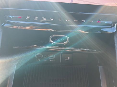 New 2026 Jeep Grand Cherokee Laredo image 30