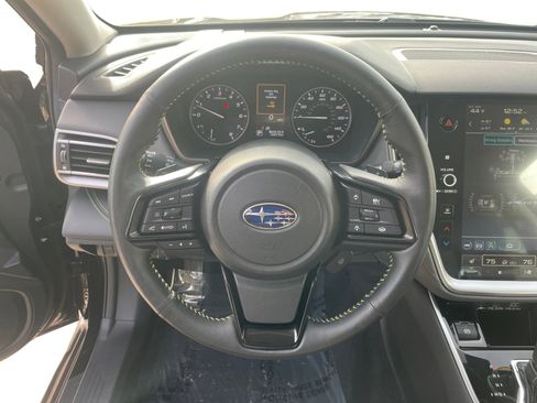 Used 2025 Subaru Outback Onyx Edition image 19
