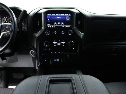 Used 2021 Chevrolet Silverado 1500 LT Trail Boss w/ Bed Protection Package image 14