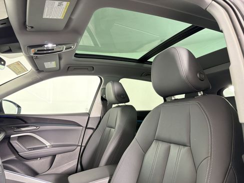 Certified 2025 Audi Q5 Premium w/ Convenience Package AWD/4WD image 14