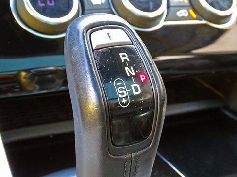 Used 2015 Land Rover Range Rover Sport HSE AWD/4WD image 24