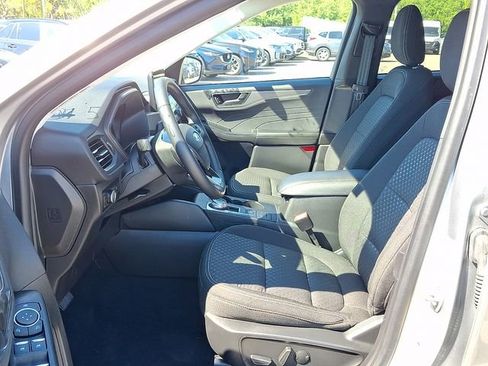 Used 2023 Ford Escape Active AWD/4WD image 9