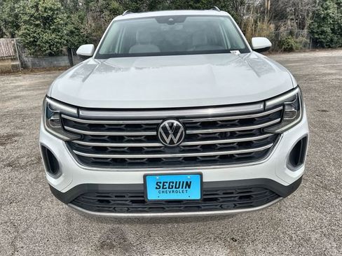 Used 2024 Volkswagen Atlas SE image 30