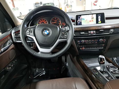 Used 2014 BMW X5 xDrive35d image 16