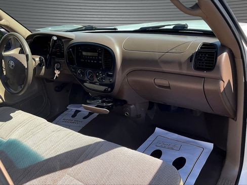 Used 2003 Toyota Tundra 2WD Regular Cab w/ All Weather Guard Pkg image 22