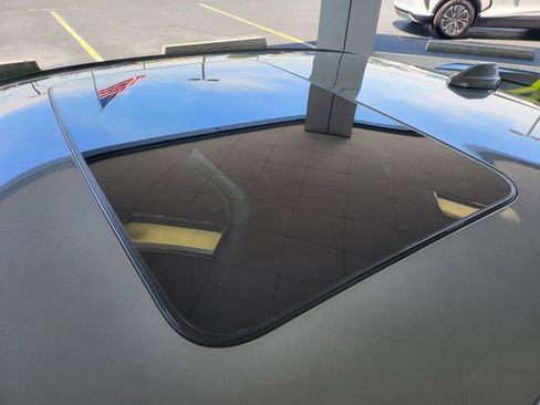 Used 2020 Chevrolet Camaro SS RWD image 2