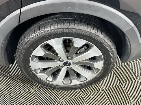 Used 2022 Kia Telluride S image 33