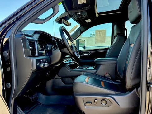 Used 2024 GMC Sierra 3500 AT4 w/ AT4 Premium Plus Package image 15