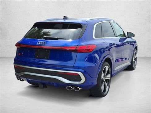 New 2026 Audi SQ5 Prestige AWD/4WD image 2
