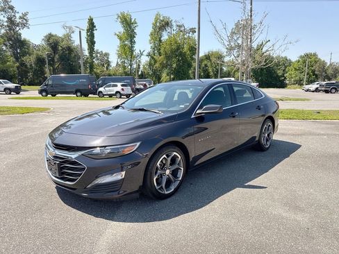 Used 2023 Chevrolet Malibu LT FWD image 9