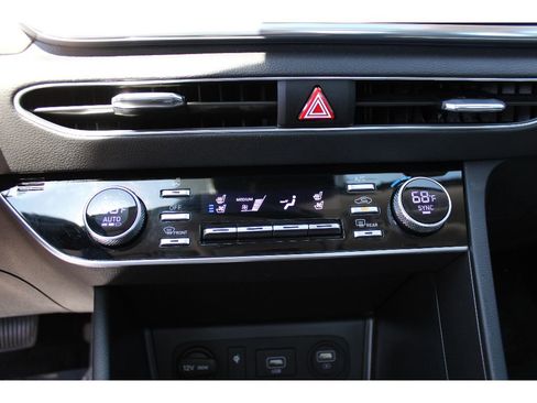 Used 2022 Hyundai Sonata Limited image 30