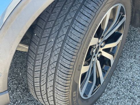 Used 2020 Ford Explorer ST w/ Premium Technology Package AWD/4WD image 40