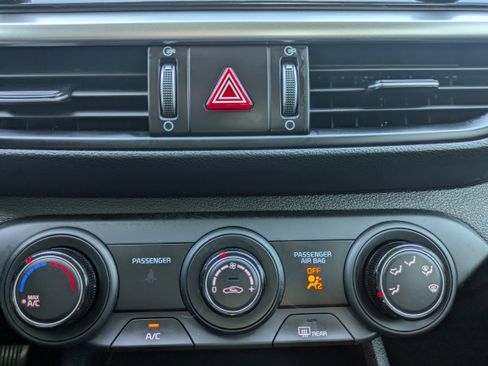 Certified 2023 Kia Forte LXS image 24