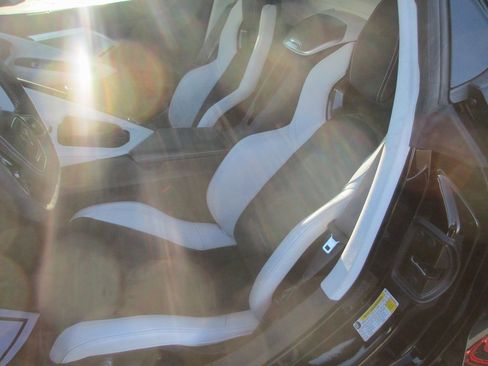 Certified 2022 Chevrolet Corvette Stingray Premium Conv w/ Z51 Performance Package image 16