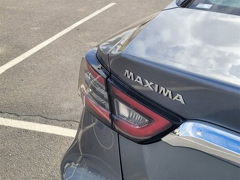 Used 2023 Nissan Maxima SV w/ Floor Mat Group image 6