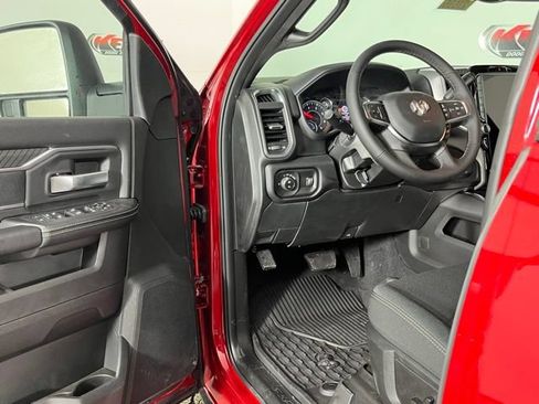 New 2026 RAM 3500 Big Horn AWD/4WD image 23