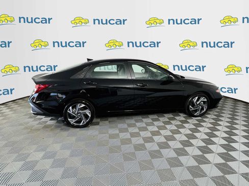 Certified 2025 Hyundai Elantra Sport FWD image 8