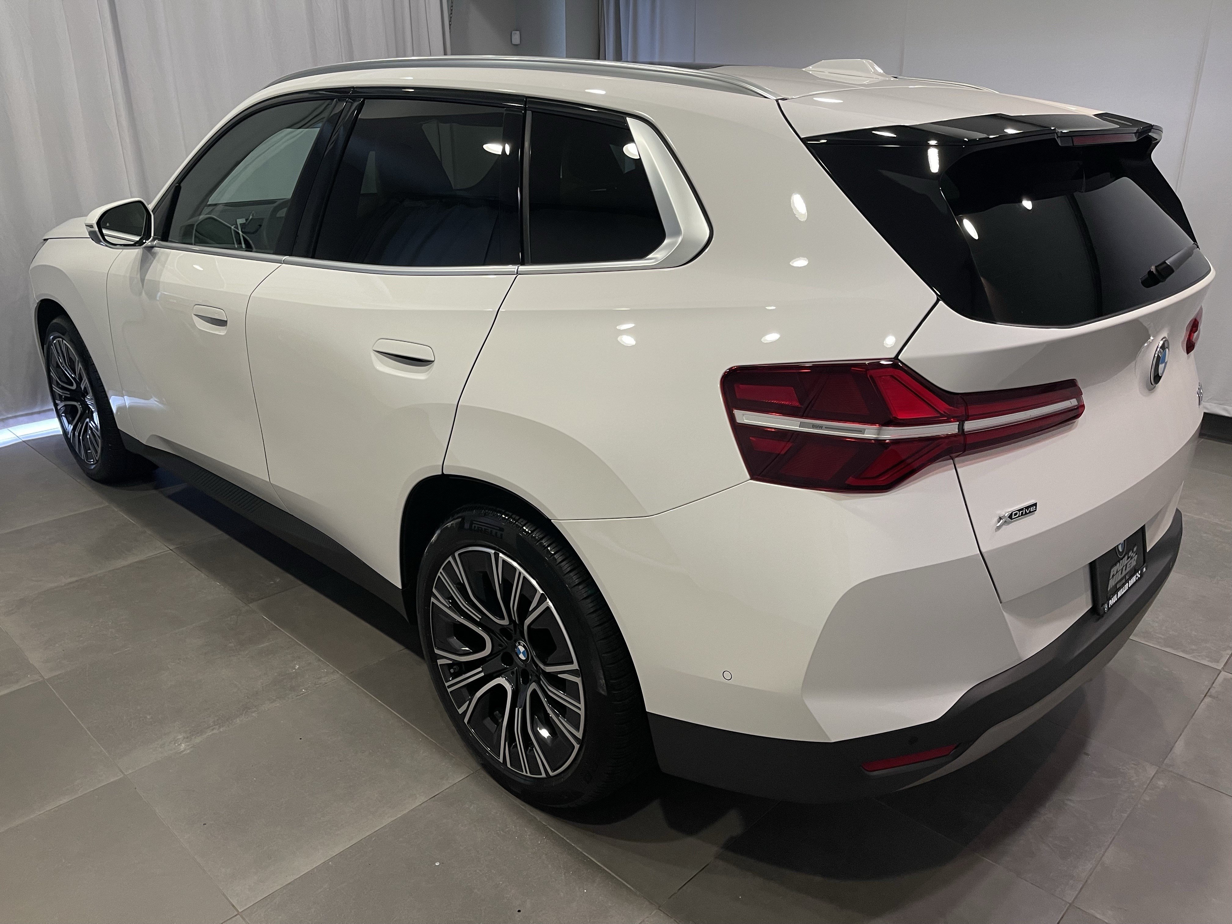 Used 2026 BMW X3 xDrive30i w/ Premium Package AWD/4WD image 4