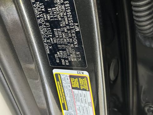 Certified 2025 Kia Niro EX Touring FWD image 21