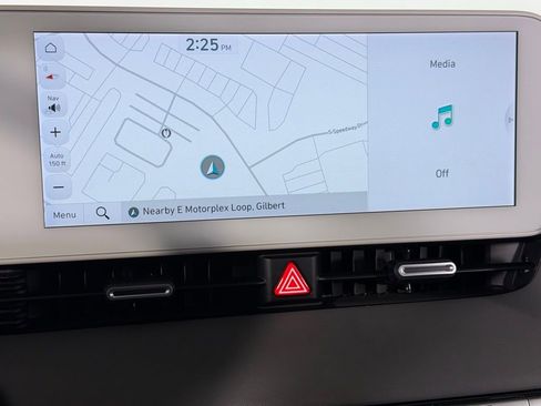 Used 2024 Hyundai Ioniq 5 SEL image 17